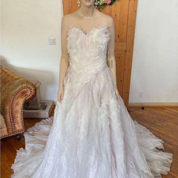 YSA Makino Blush Wedding gown size 12 - Picture 15 of 17